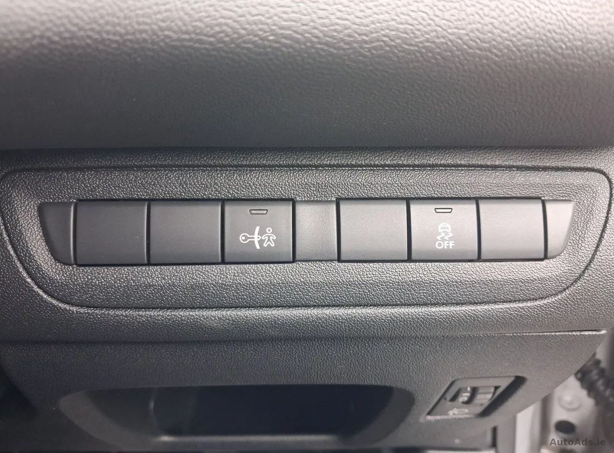 2015 Peugeot 208 – photo 9
