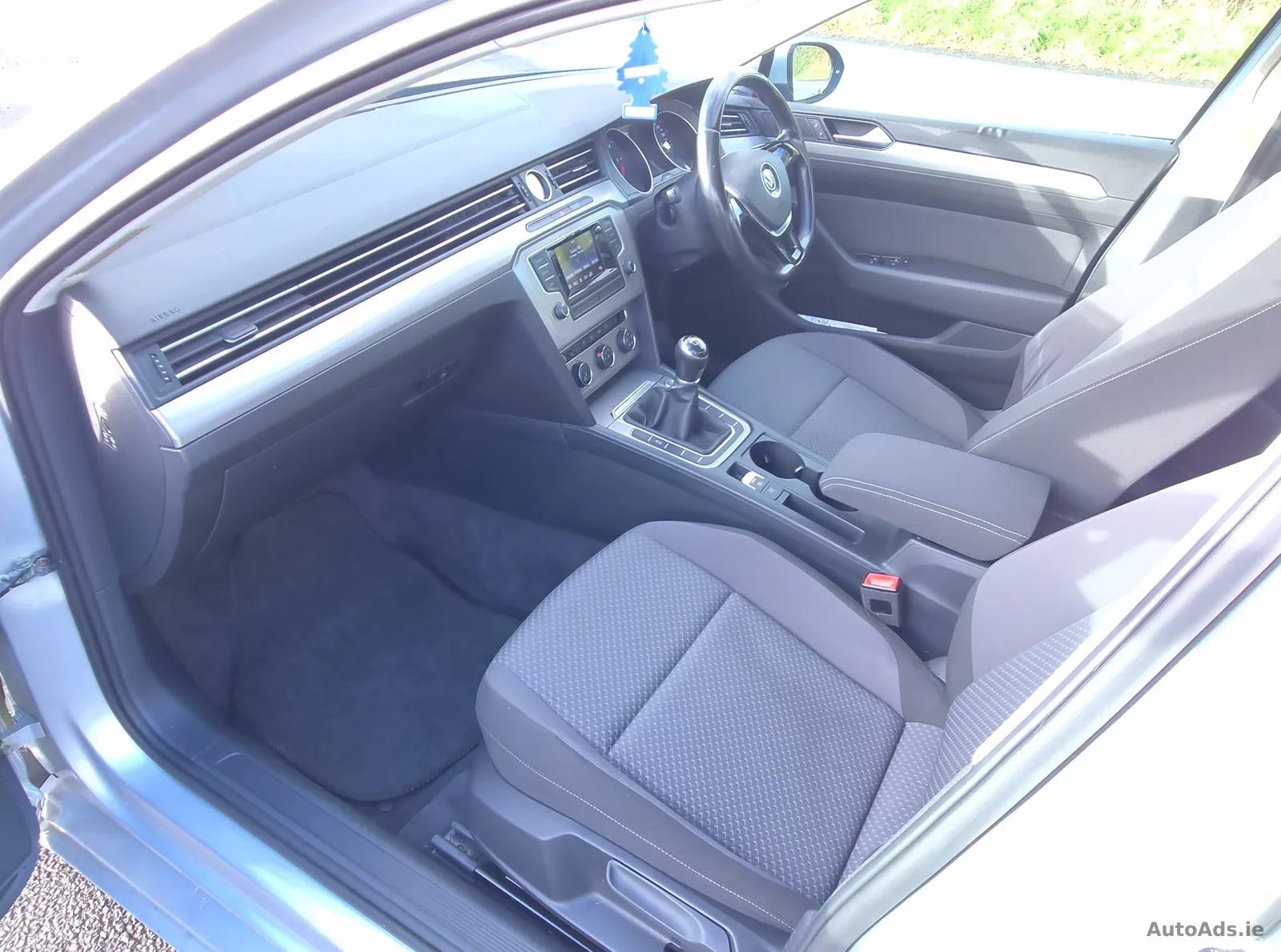 2015 Volkswagen Passat – photo 9