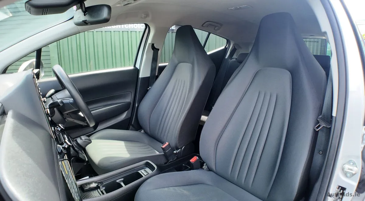 2021 Toyota Aqua – photo 14
