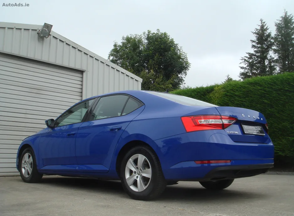 2020 Skoda Superb – photo 4