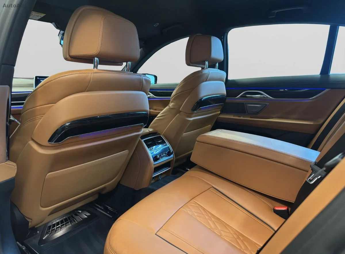 2021 BMW 7-Series – photo 20