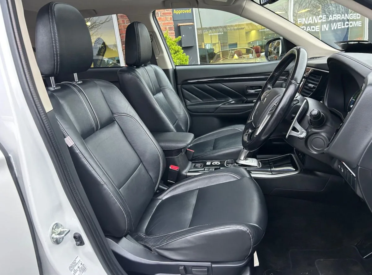 2017 Mitsubishi Outlander – photo 20
