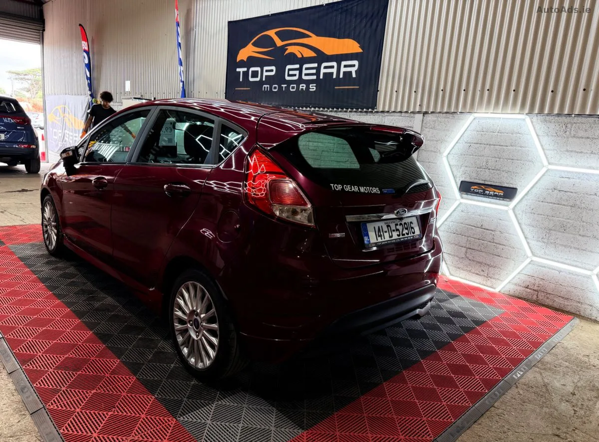 2014 Ford Fiesta – photo 7