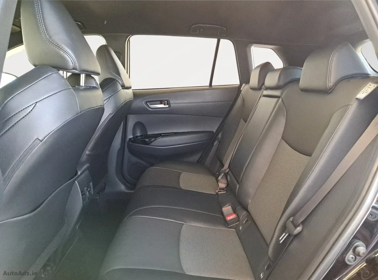 2023 Toyota Corolla Cross – photo 6