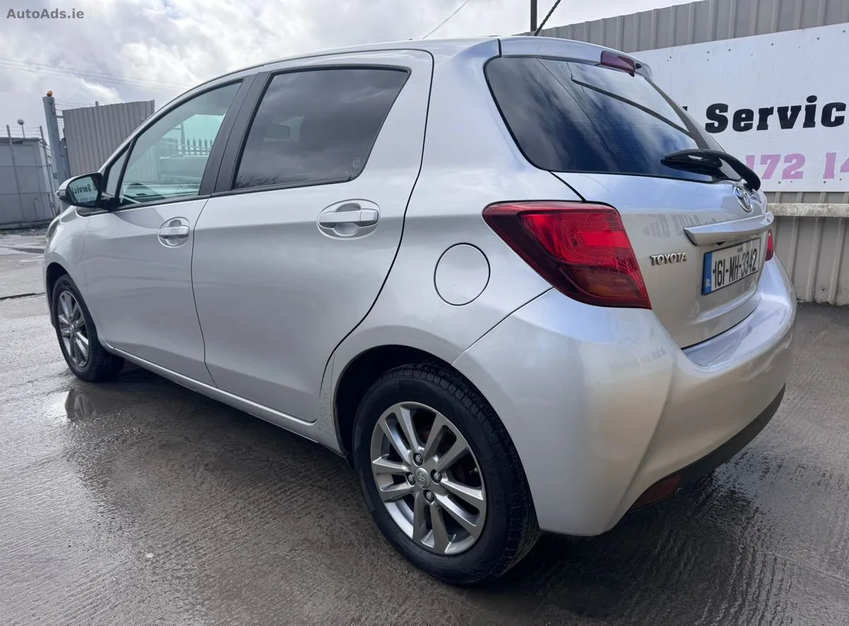2016 Toyota Yaris – photo 4