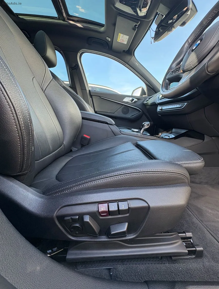 2022 BMW 1-Series – photo 17