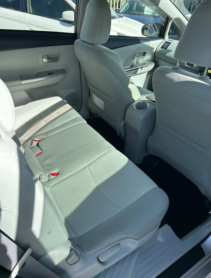 2014 Toyota Prius – photo 6