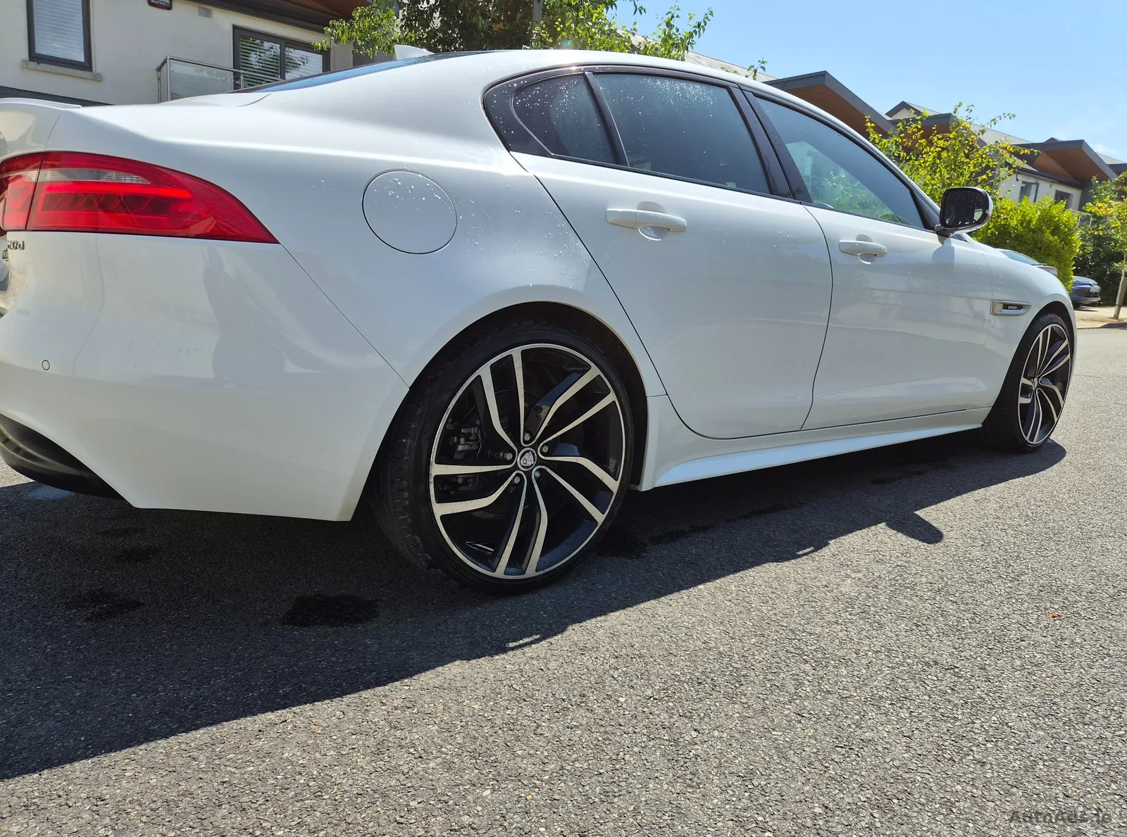 2017 Jaguar XE – photo 3