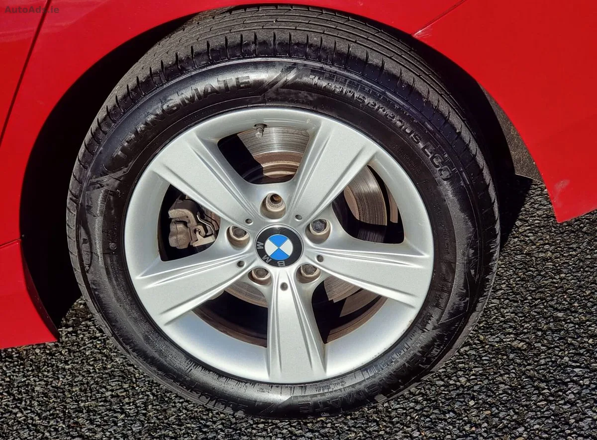 2014 BMW 1-Series – photo 14
