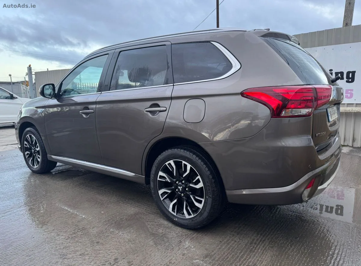 2016 Mitsubishi Outlander – photo 9