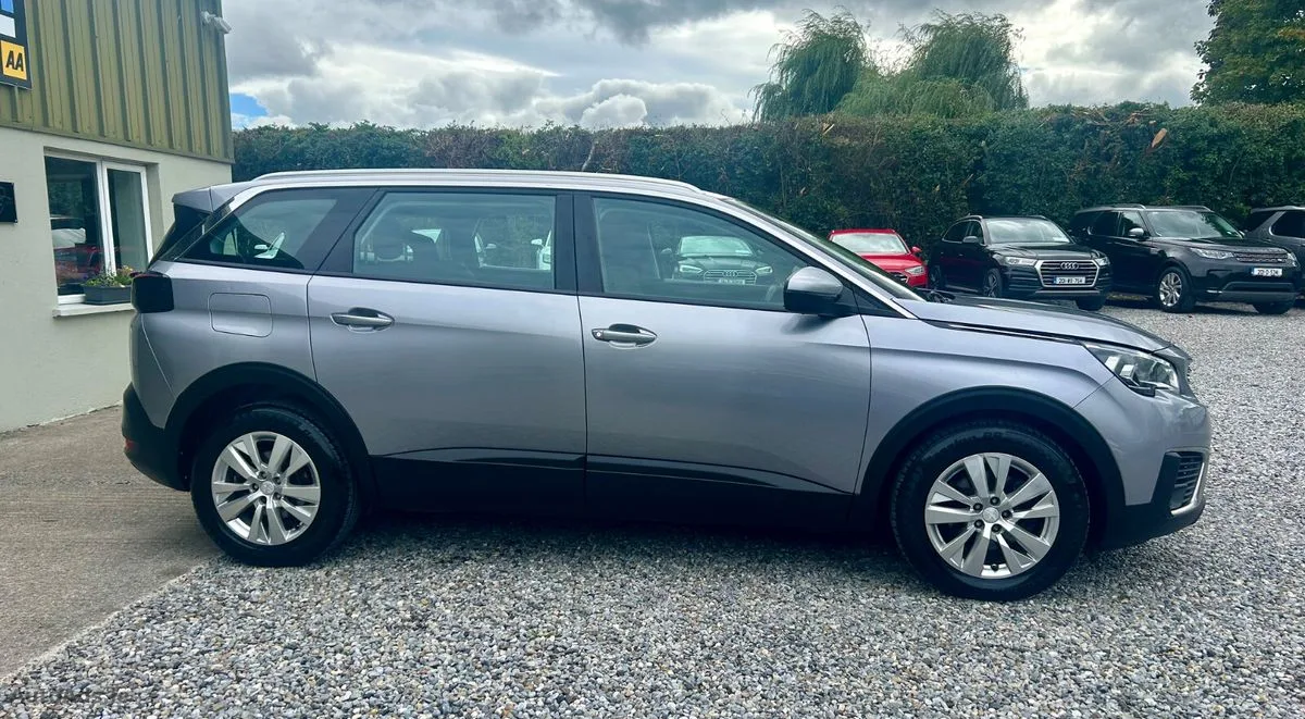 2018 Peugeot 5008 – photo 2