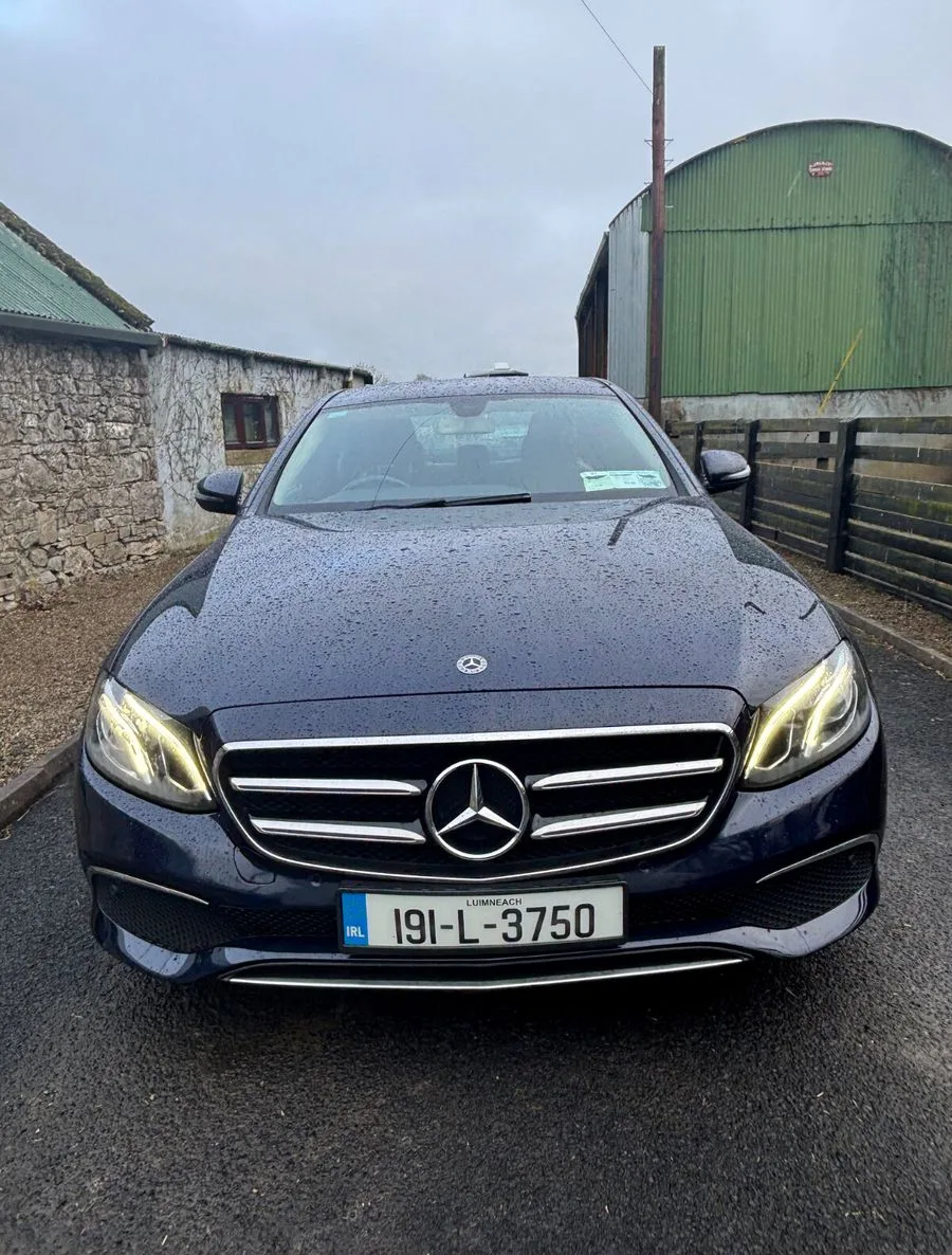 2019 Mercedes-Benz E-Class – photo 1