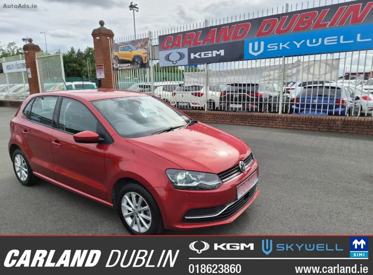 2015 Volkswagen Polo – photo 1