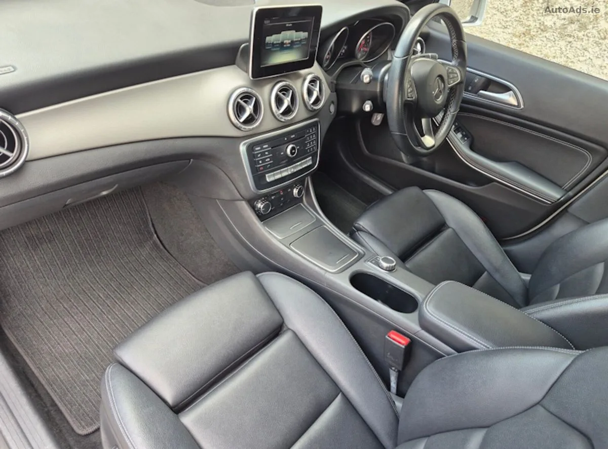 2017 Mercedes-Benz CLA – photo 12