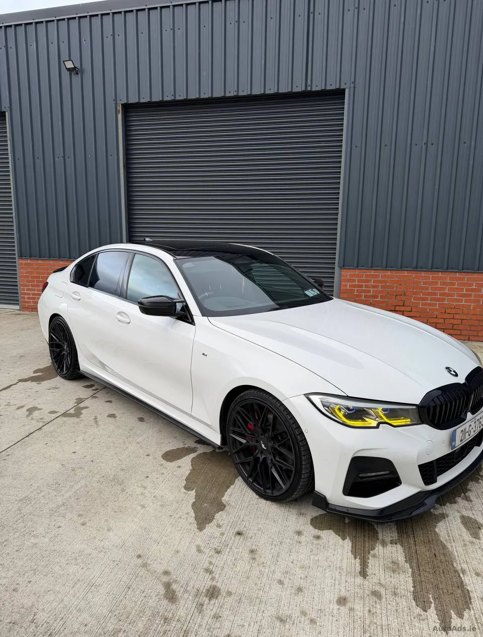 2021 BMW 3 Series – photo 2