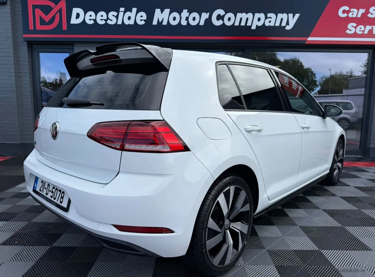 2021 Volkswagen Golf – photo 17