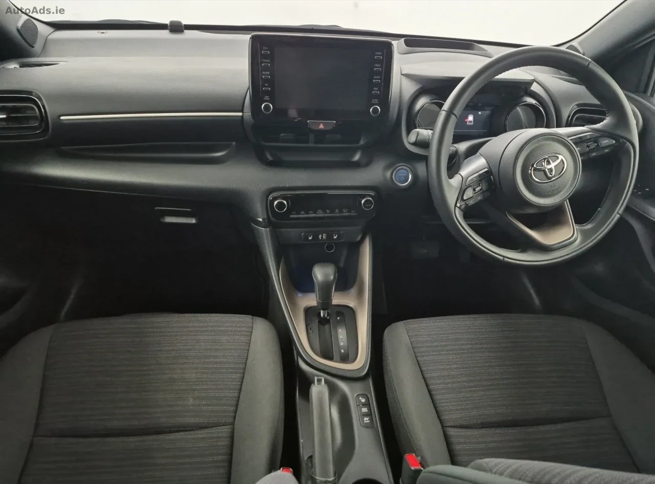 2023 Toyota Yaris – photo 3