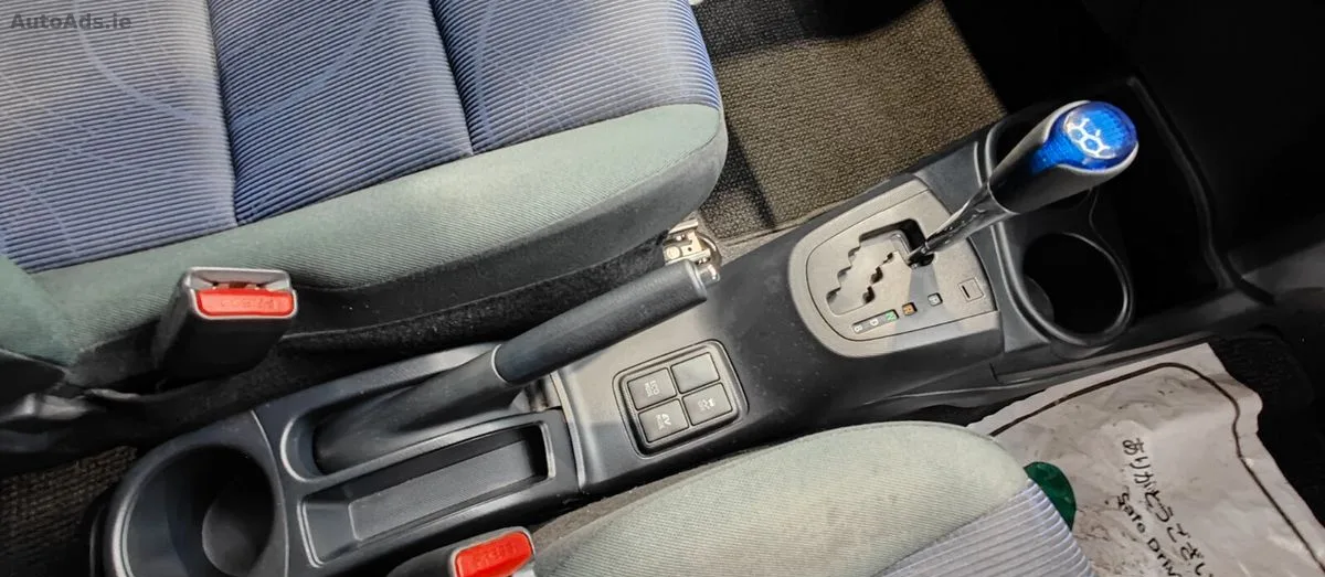2016 Toyota Aqua – photo 11