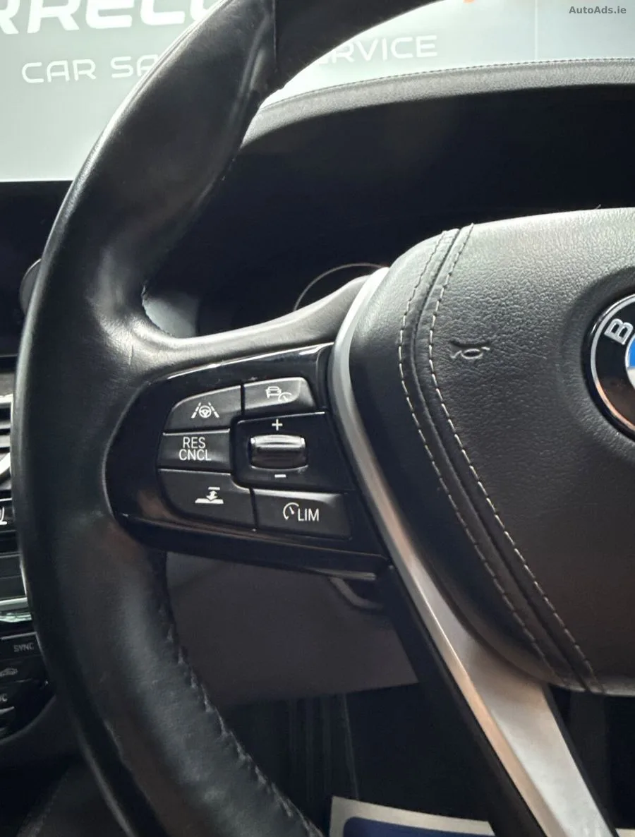 2018 BMW 5-Series – photo 12