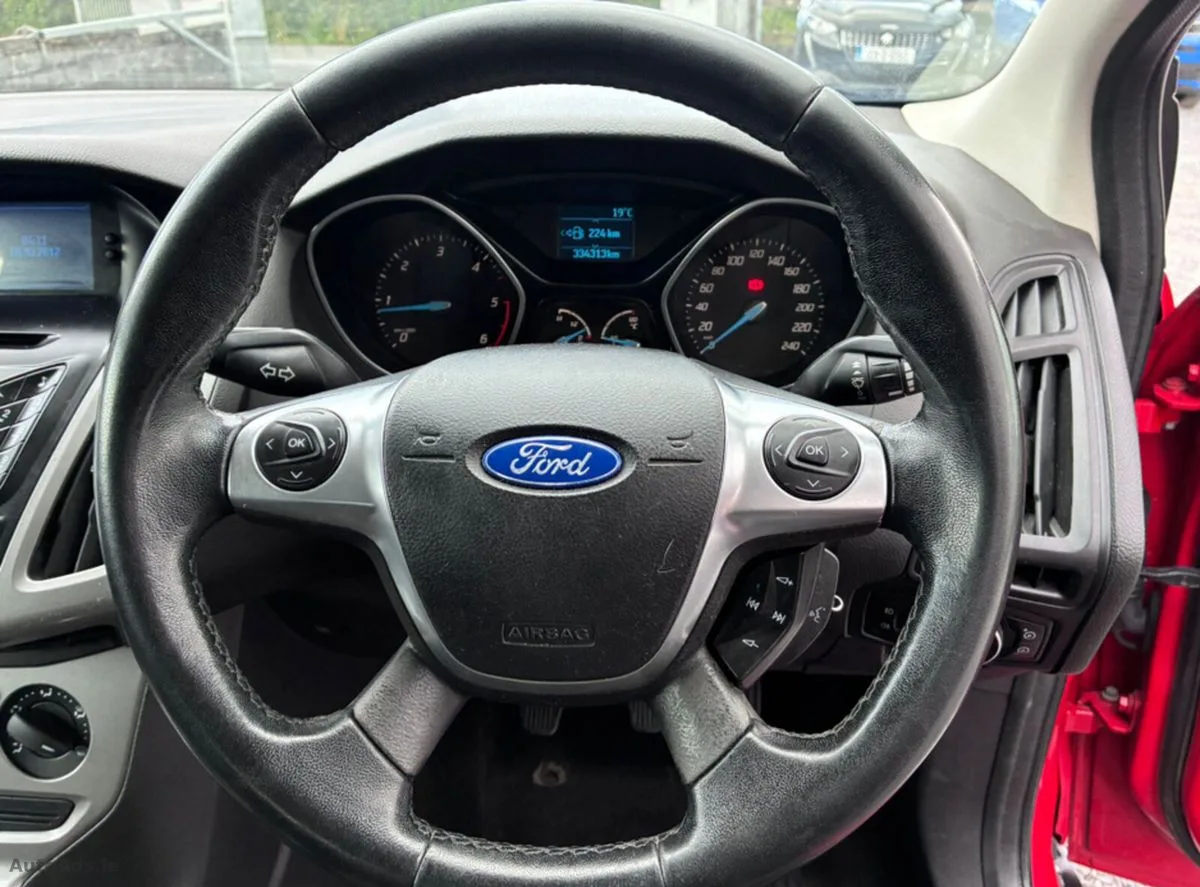 2012 Ford Focus – photo 8