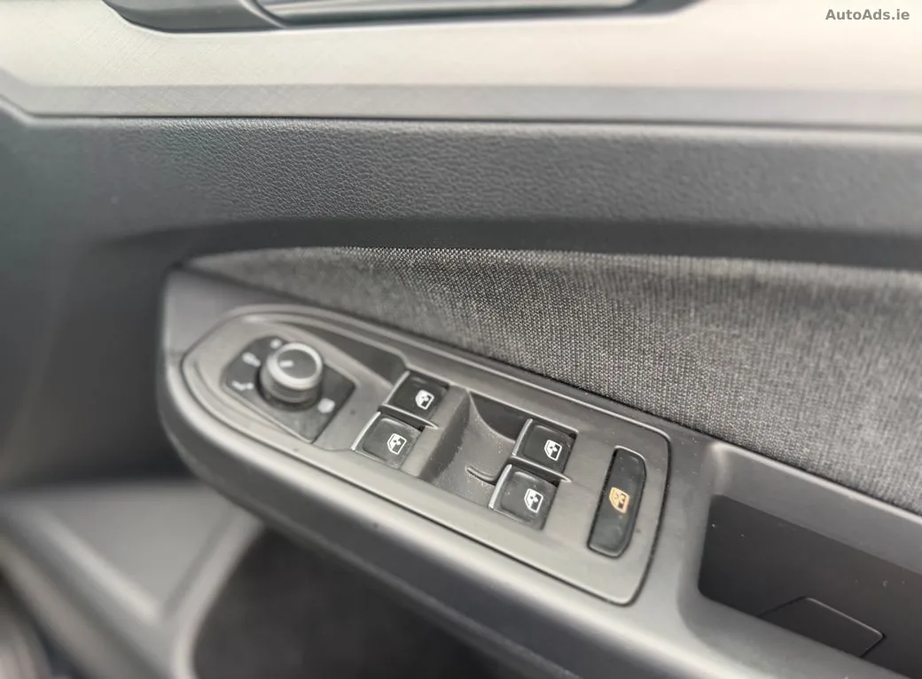 2023 Volkswagen Golf – photo 13