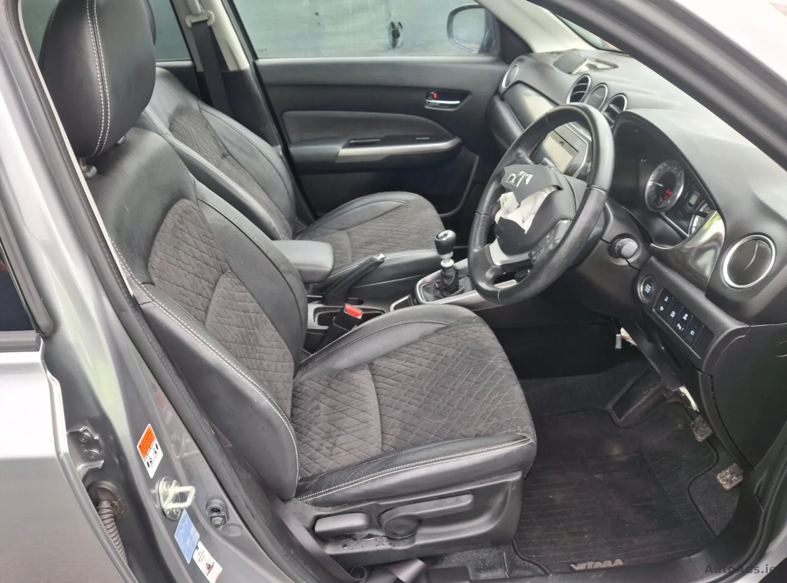 2023 Suzuki Vitara – photo 10