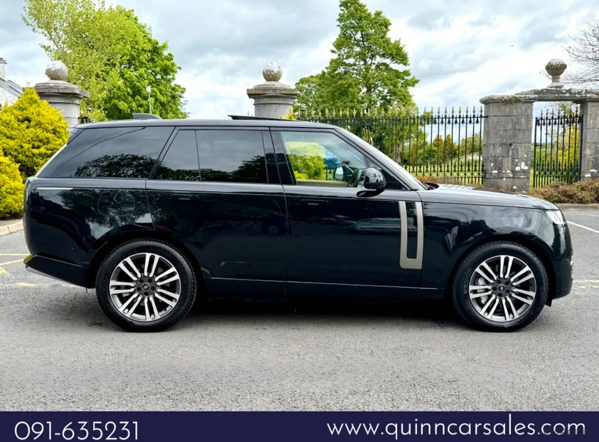 2023 Land Rover Range Rover – photo 2