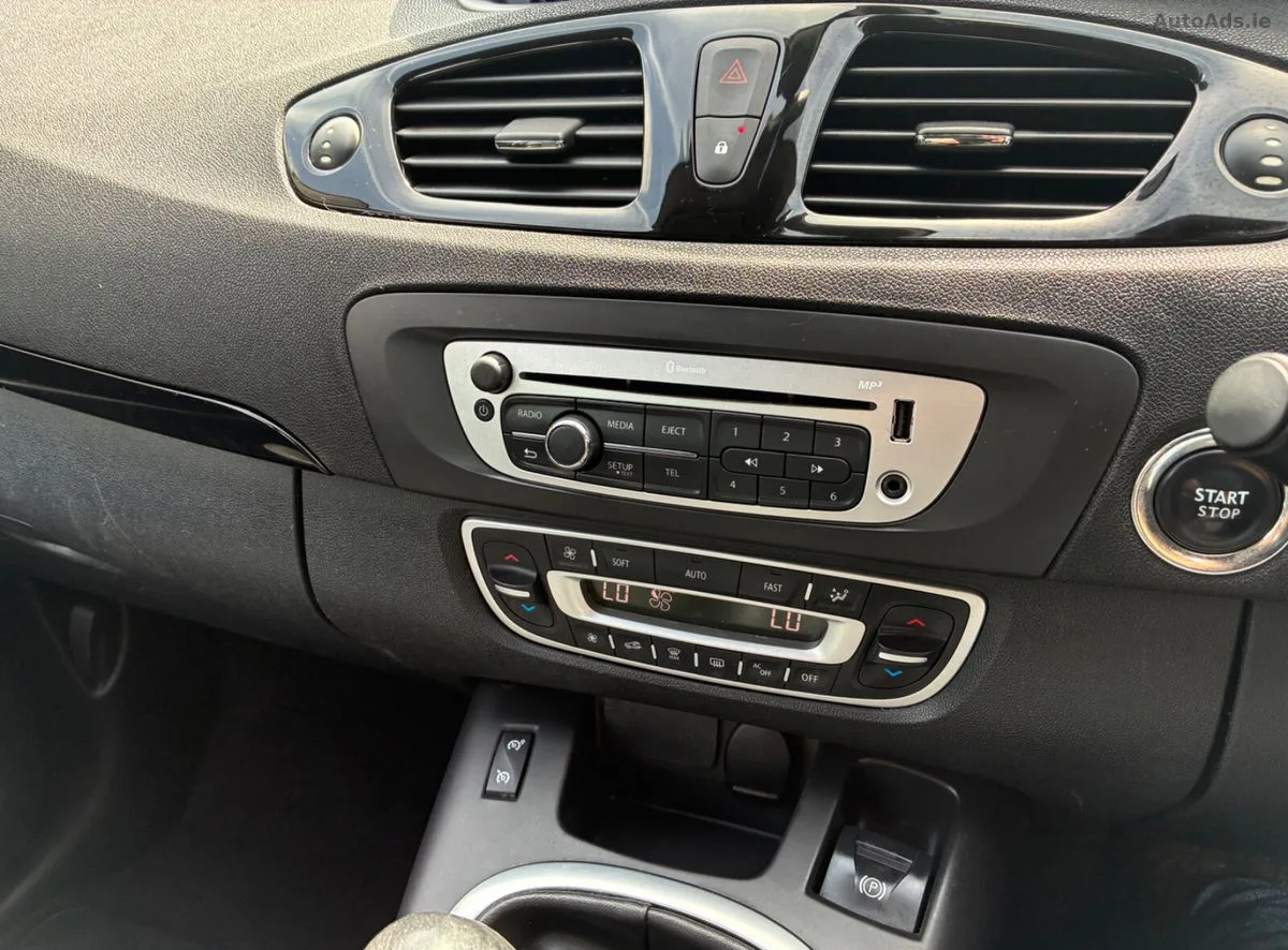 2015 Renault Grand Scenic – photo 11