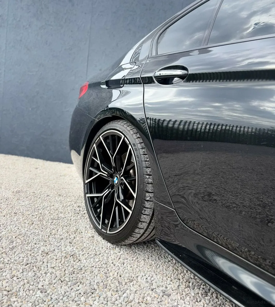 2017 BMW 5-Series – photo 3