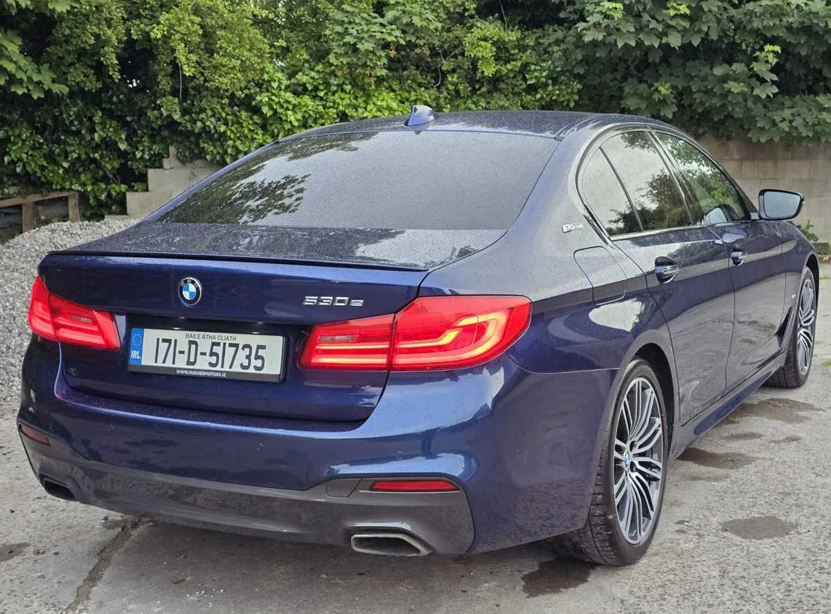 2017 BMW 5-Series – photo 11