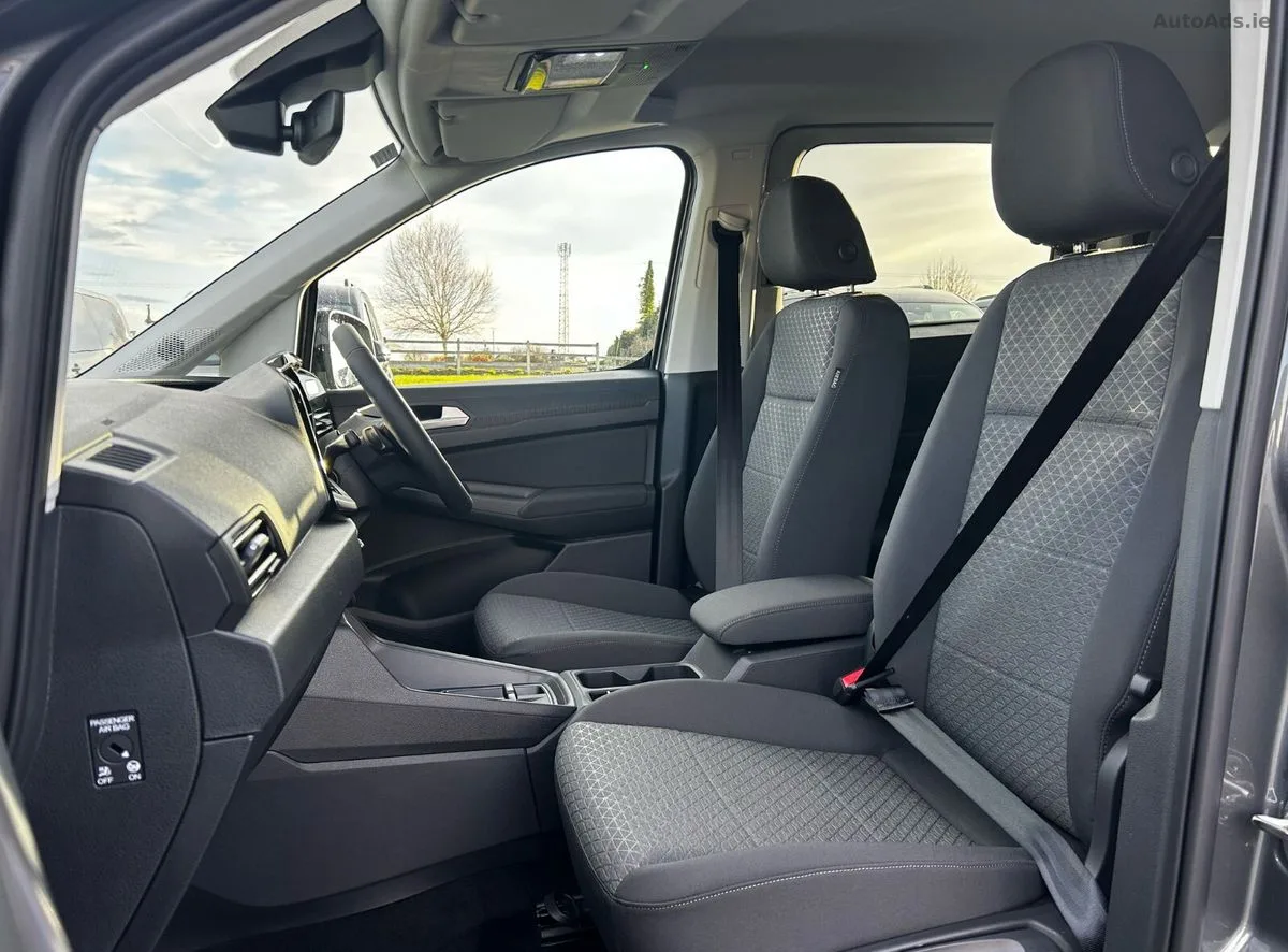 2026 Ford Tourneo Connect – photo 19
