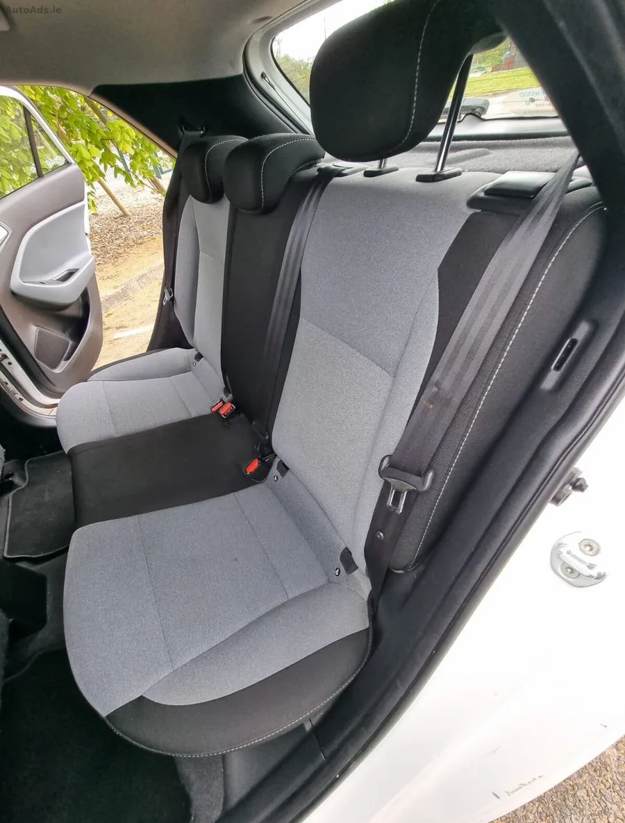 2016 Hyundai i20 – photo 13