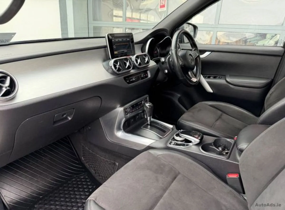 2020 Mercedes-Benz X-Class – photo 11