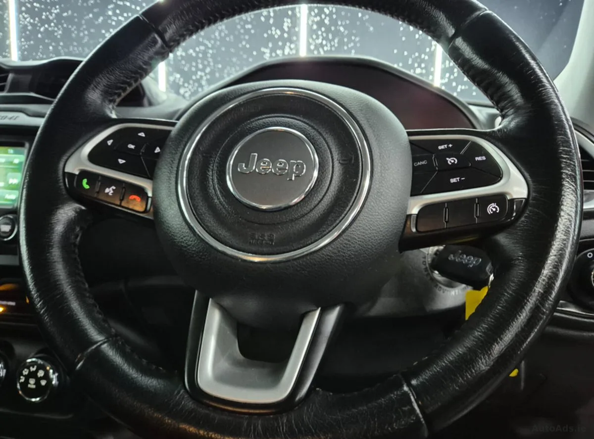 2016 Jeep Renegade – photo 4