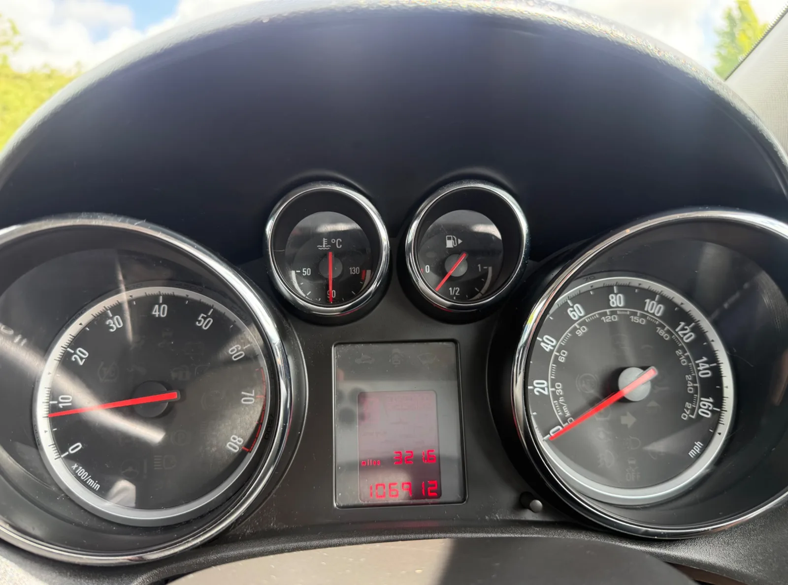 2013 Vauxhall Astra – photo 9