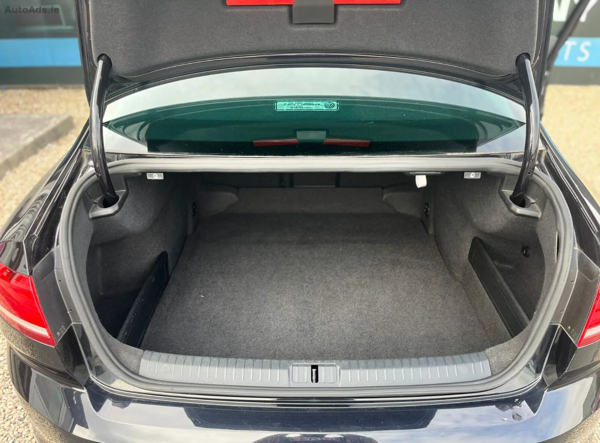 2018 Volkswagen Passat – photo 18