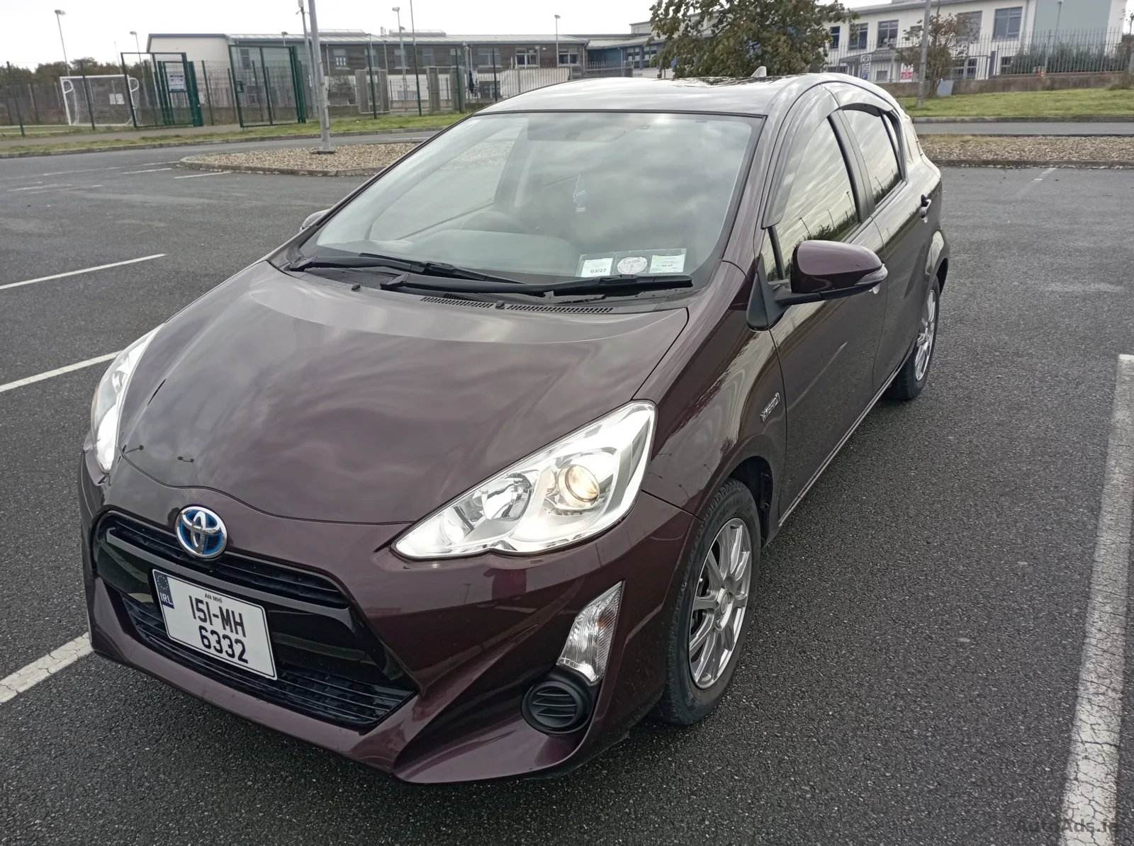 2015 Toyota Aqua – photo 4