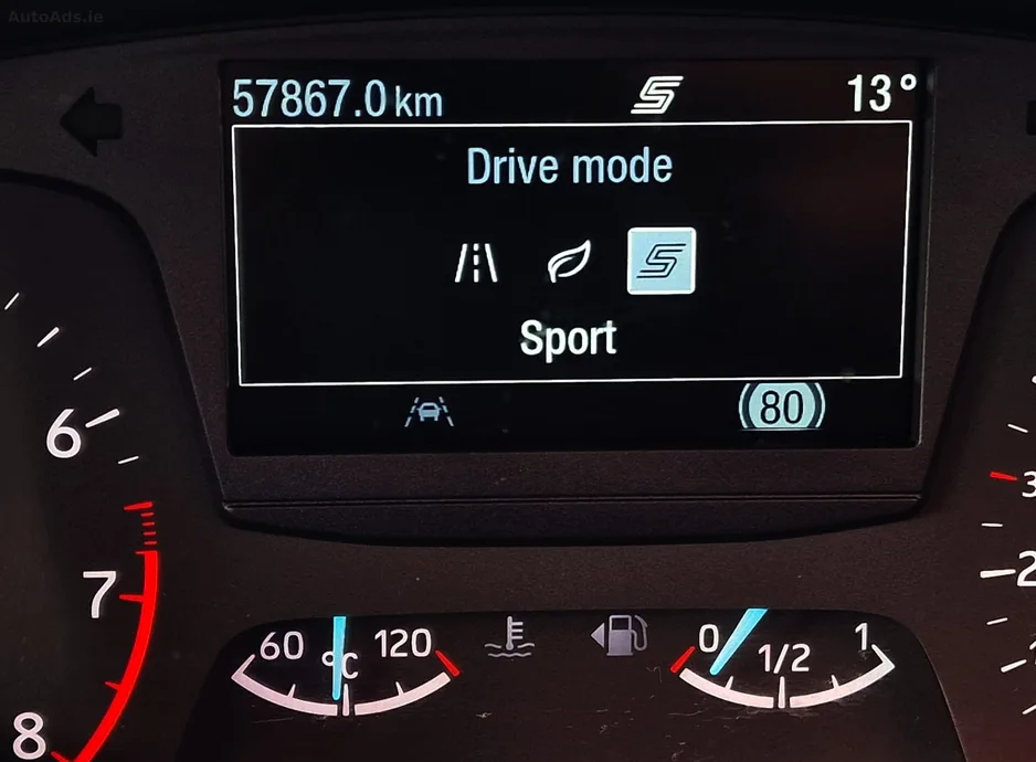 2019 Ford Focus – photo 2