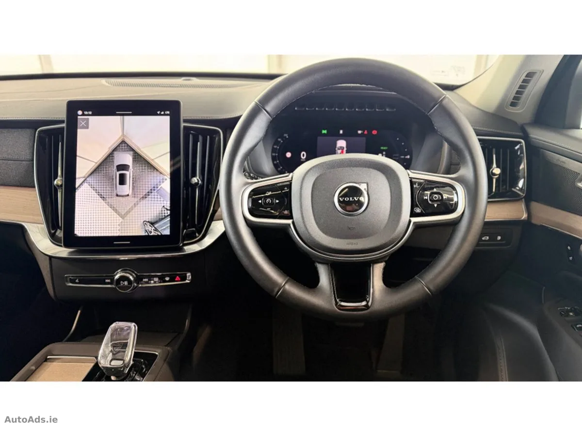 2025 Volvo XC90 – photo 4