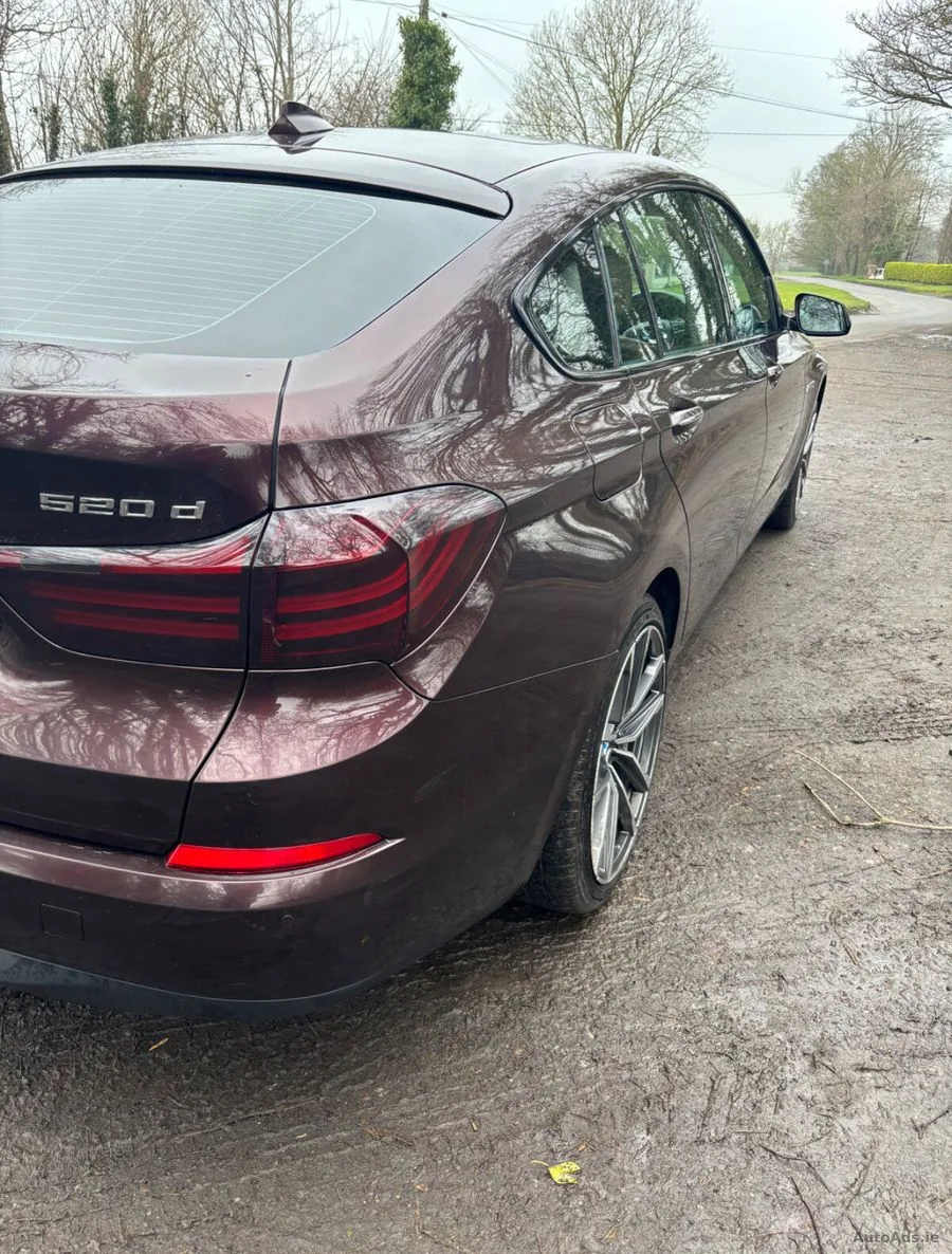 2015 BMW 5-Series – photo 12