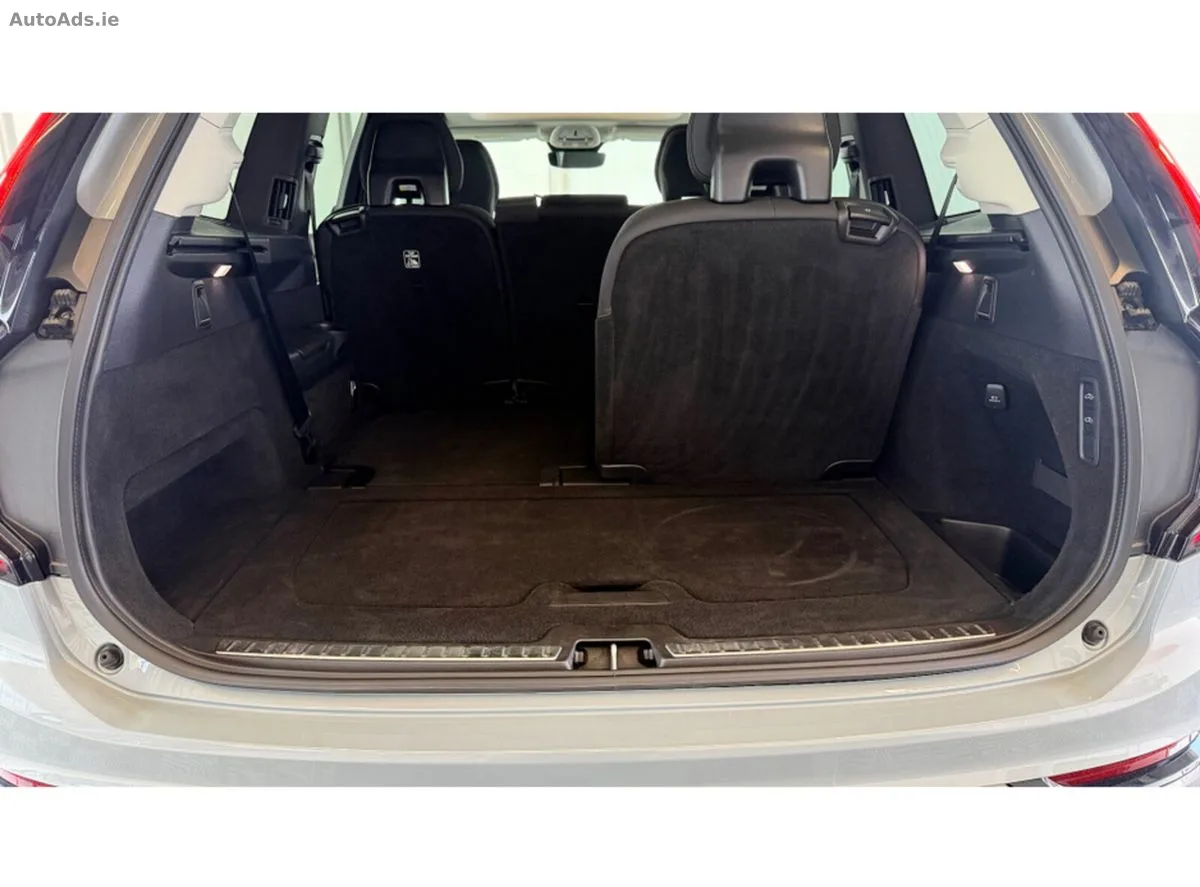 2025 Volvo XC90 – photo 18