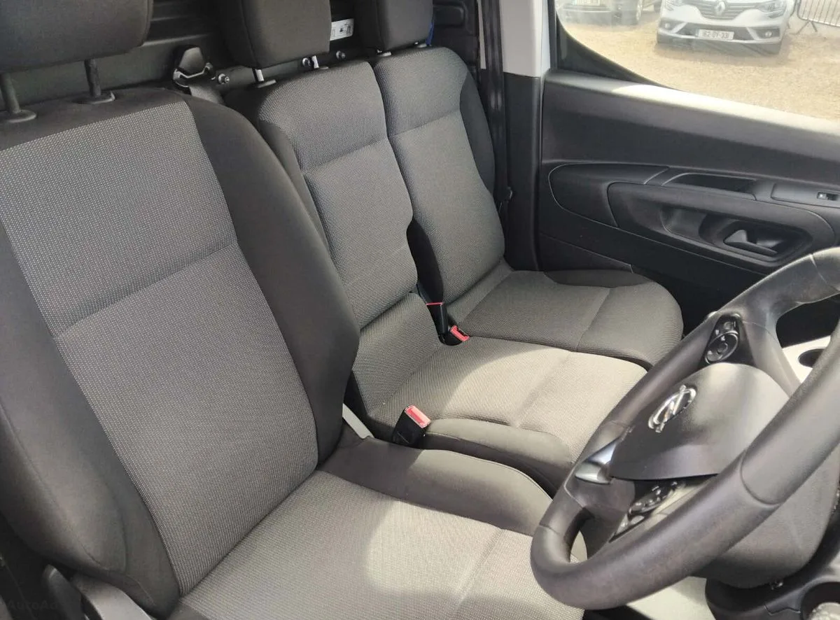 2023 Opel Combo – photo 15