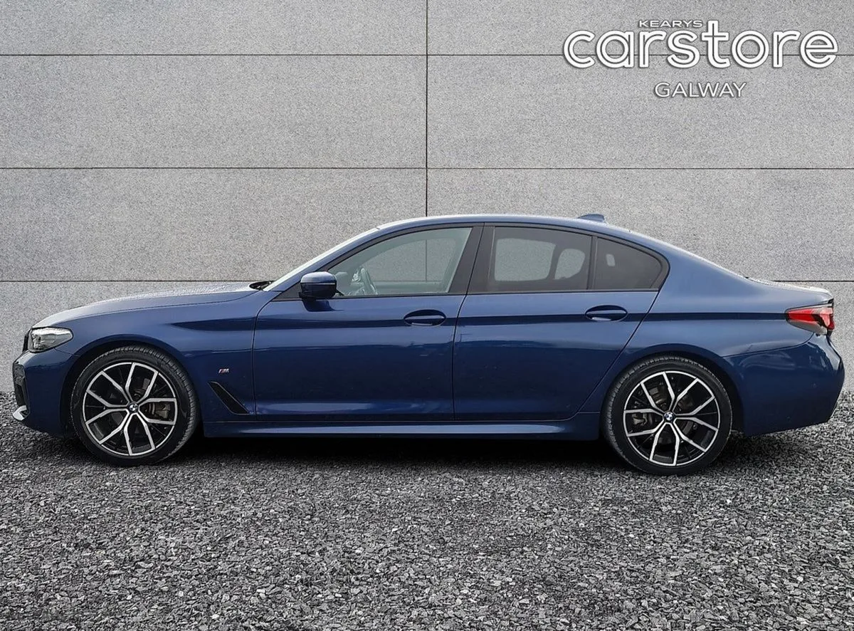 2022 BMW 5-Series – photo 6