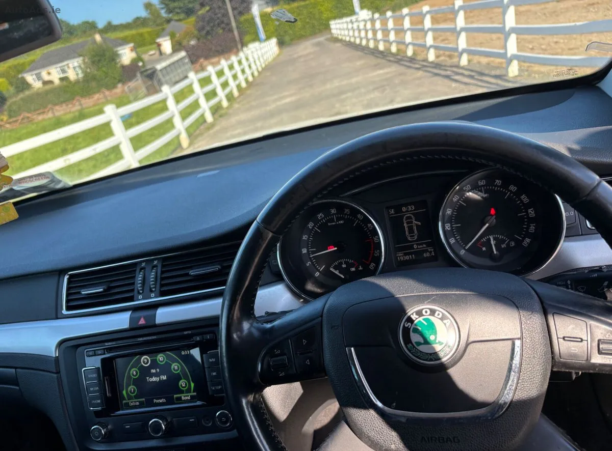 2012 Skoda Superb – photo 12
