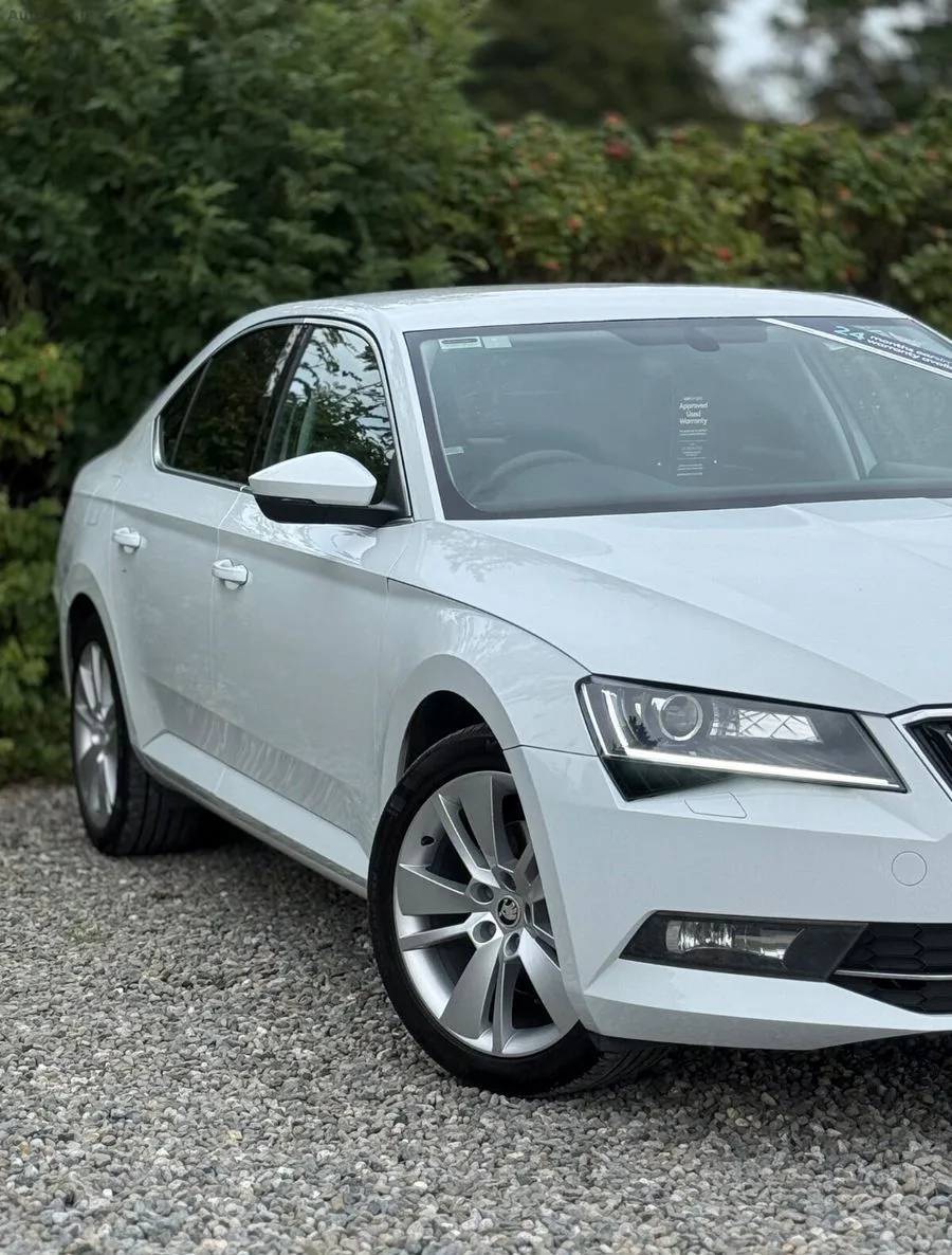 2018 Skoda Superb – photo 4