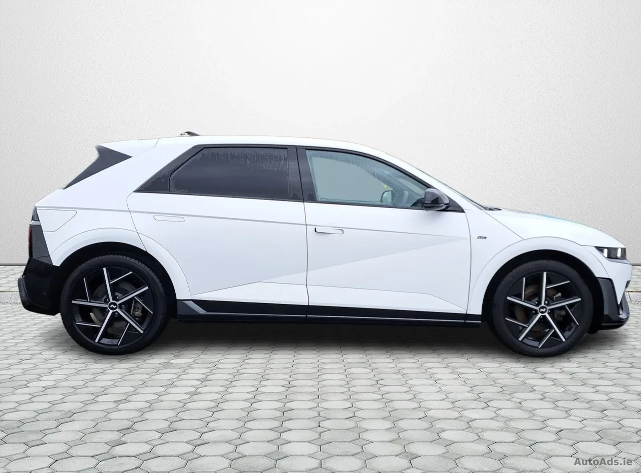 2025 Hyundai IONIQ 5 – photo 10