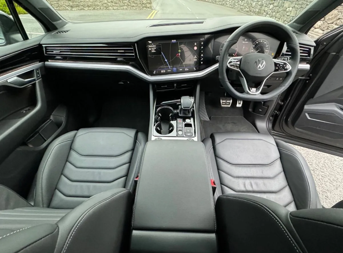 2024 Volkswagen Touareg – photo 18