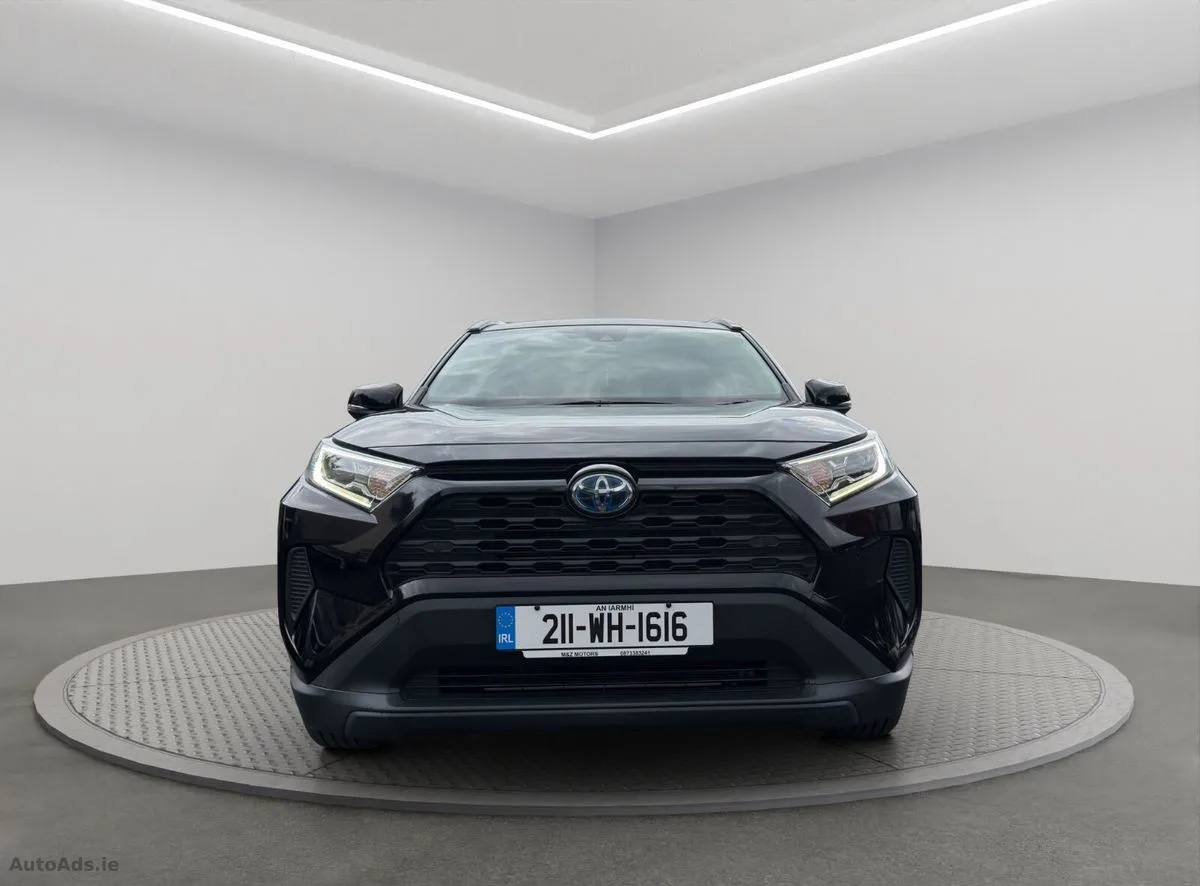 2021 Toyota RAV4 – photo 2