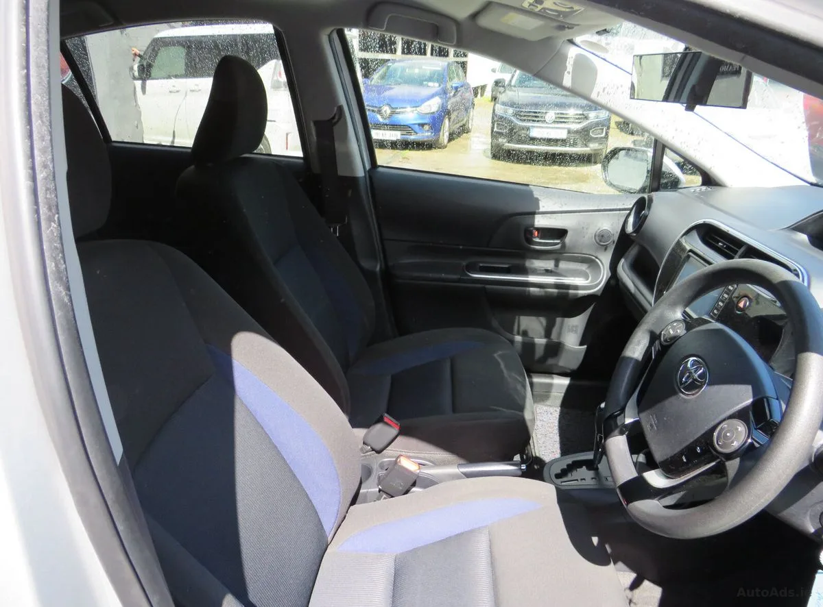 2020 Toyota Aqua – photo 7