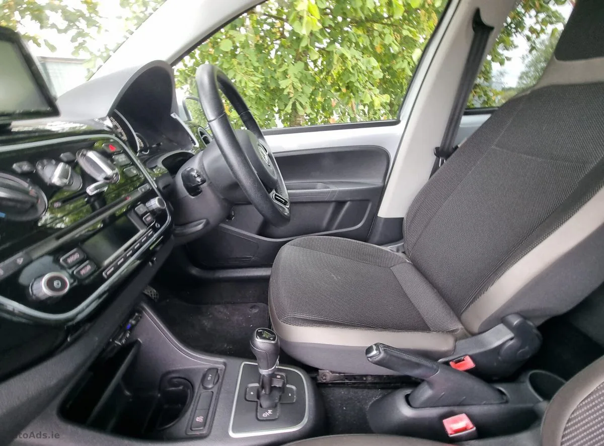 2012 Volkswagen up! – photo 16